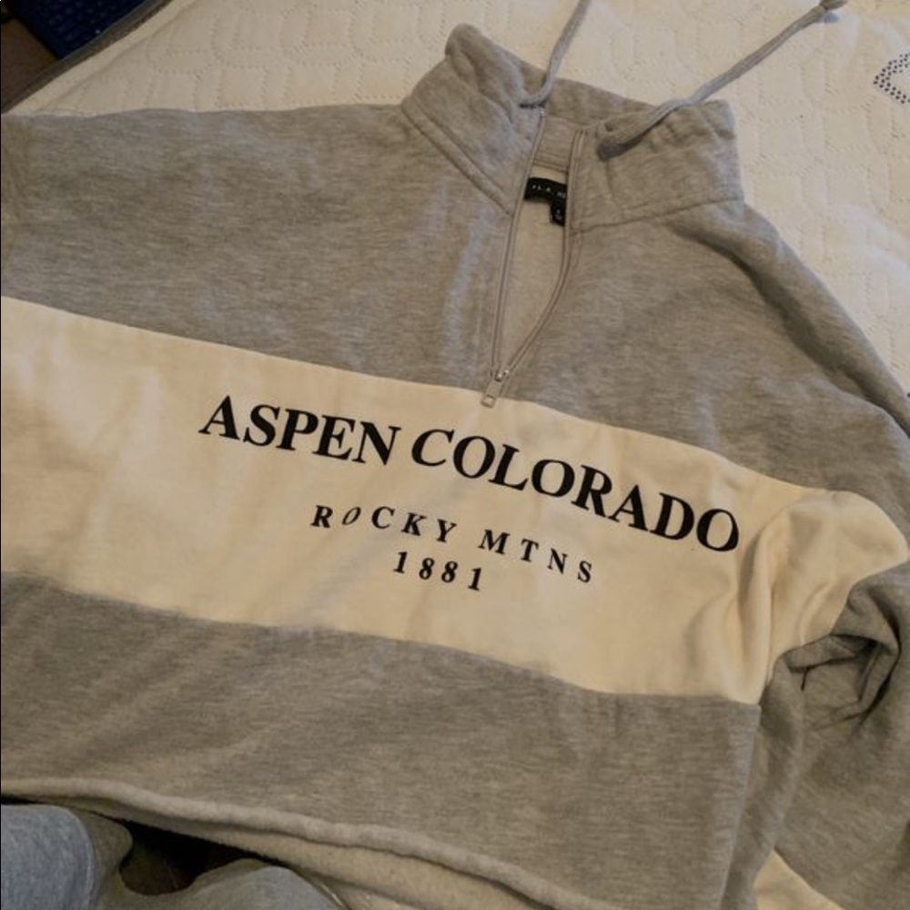 Cropped pull over